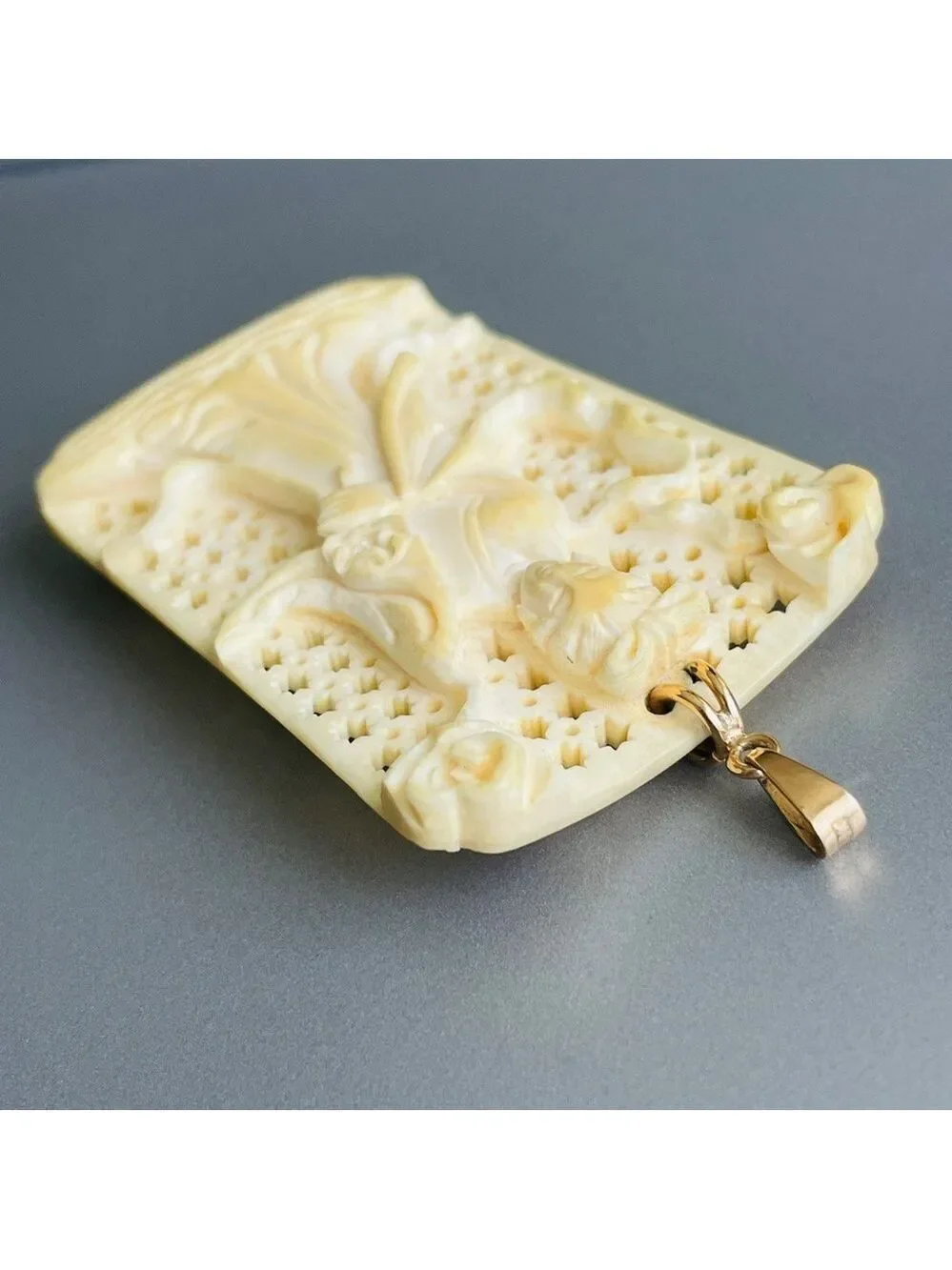 18k Gold Antique Geisha Asian Woman Kimono Carved Bone Detailed Pendant …